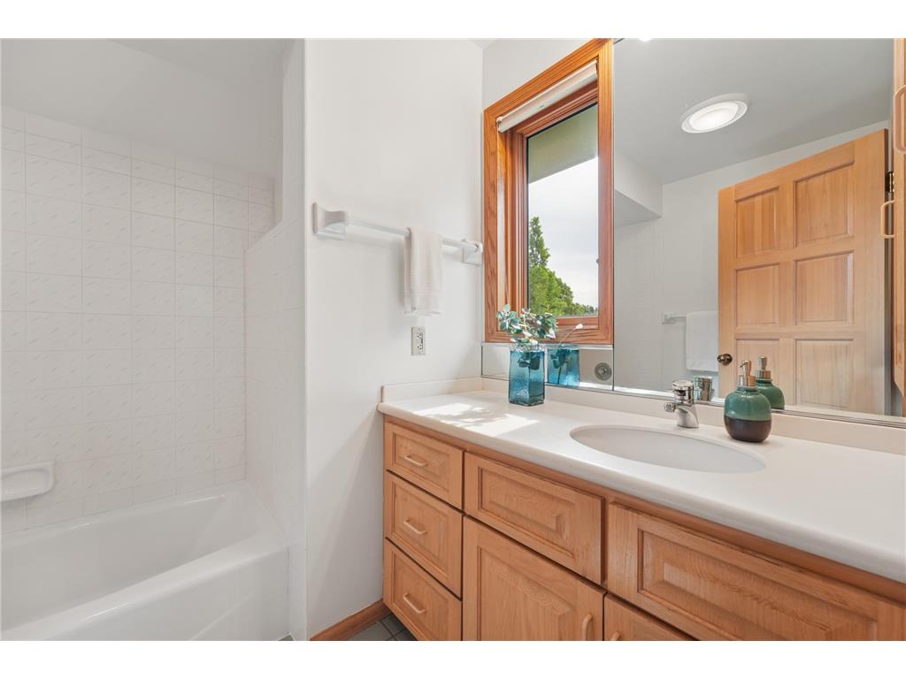 782 Evergreen Knolls Mendota Heights MN 55118 7033115 image31