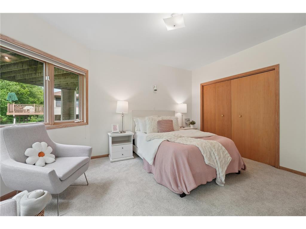 782 Evergreen Knolls Mendota Heights MN 55118 7033115 image36
