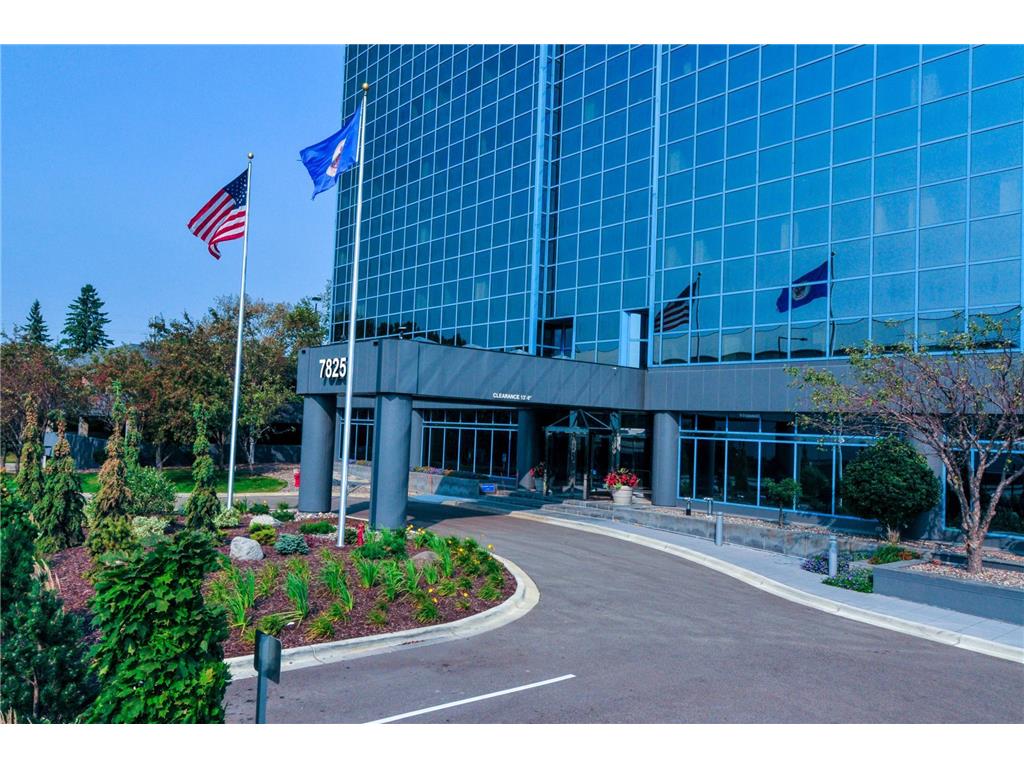 7825 Washington Avenue S Bloomington MN 55439 6715360 image1