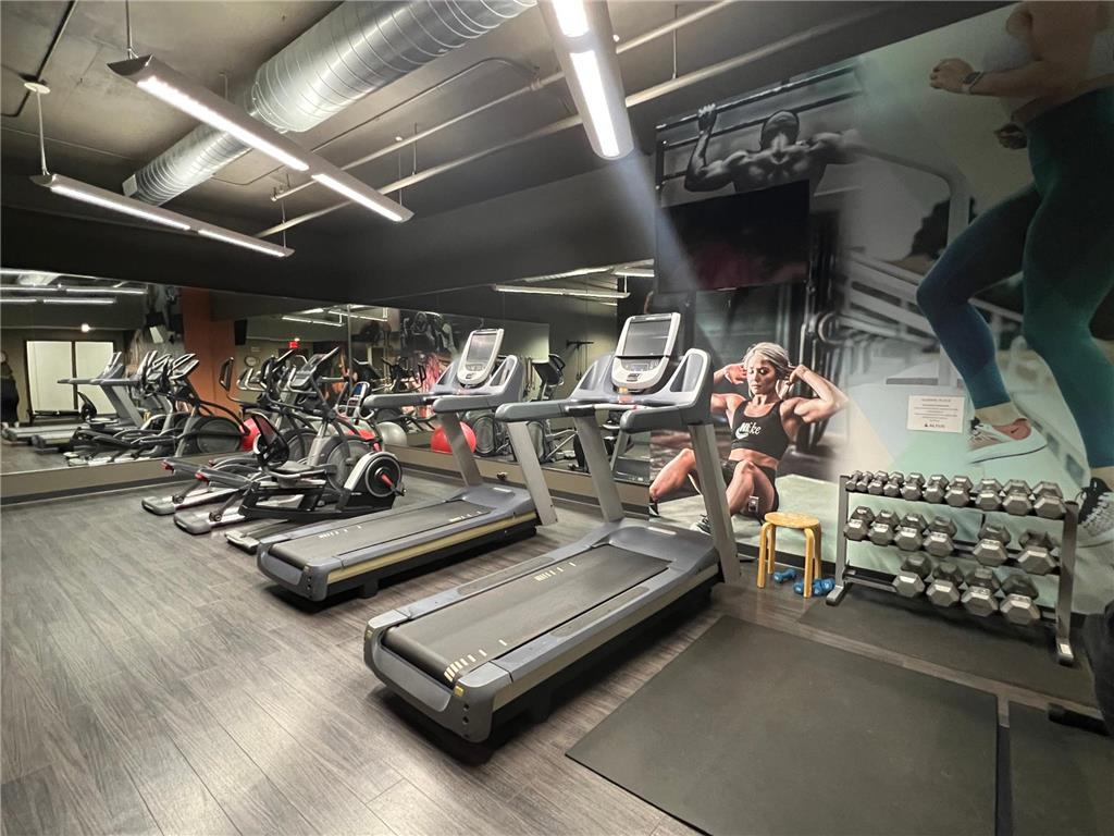 7825 Washington Avenue S Bloomington MN 55439 6715360 image10