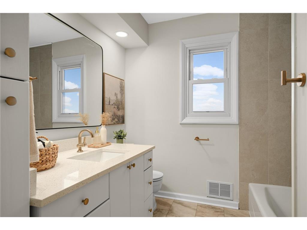 783 Berwood Avenue Vadnais Heights MN 55127 7056694 image21