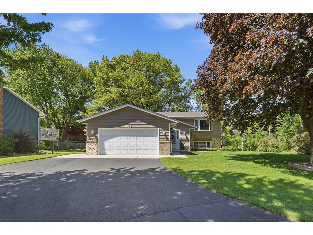 783 Bur Oak Court Vadnais Heights MN 55127 6745973 image1