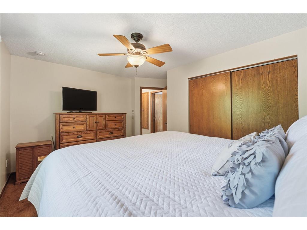 783 Bur Oak Court Vadnais Heights MN 55127 6745973 image20