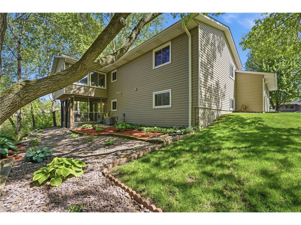783 Bur Oak Court Vadnais Heights MN 55127 6745973 image45