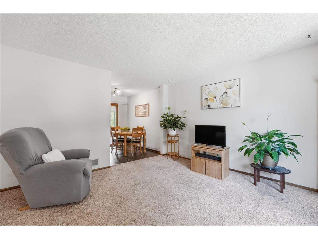 783 Bur Oak Court Vadnais Heights MN 55127 6745973 image6