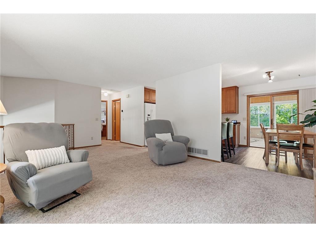 783 Bur Oak Court Vadnais Heights MN 55127 6745973 image7