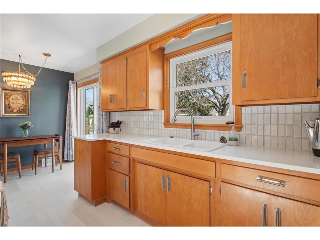 783 California Avenue W Saint Paul MN 55117 7076817 image10