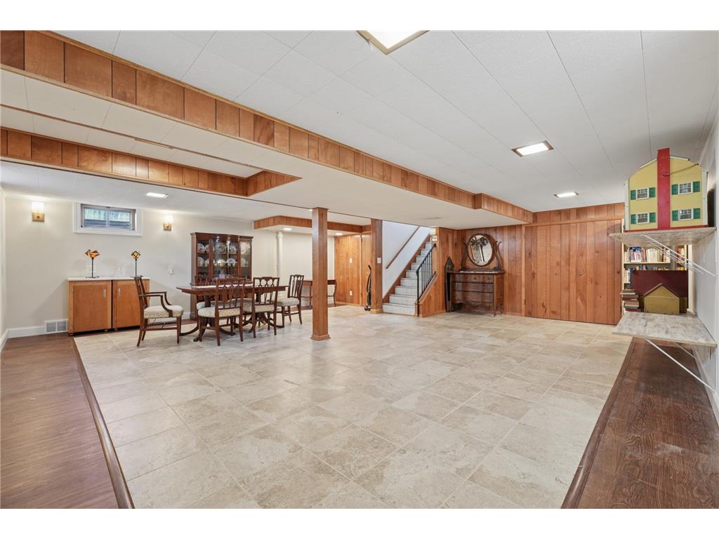 783 California Avenue W Saint Paul MN 55117 7076817 image25