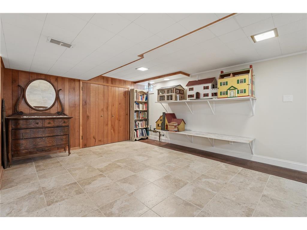 783 California Avenue W Saint Paul MN 55117 7076817 image26