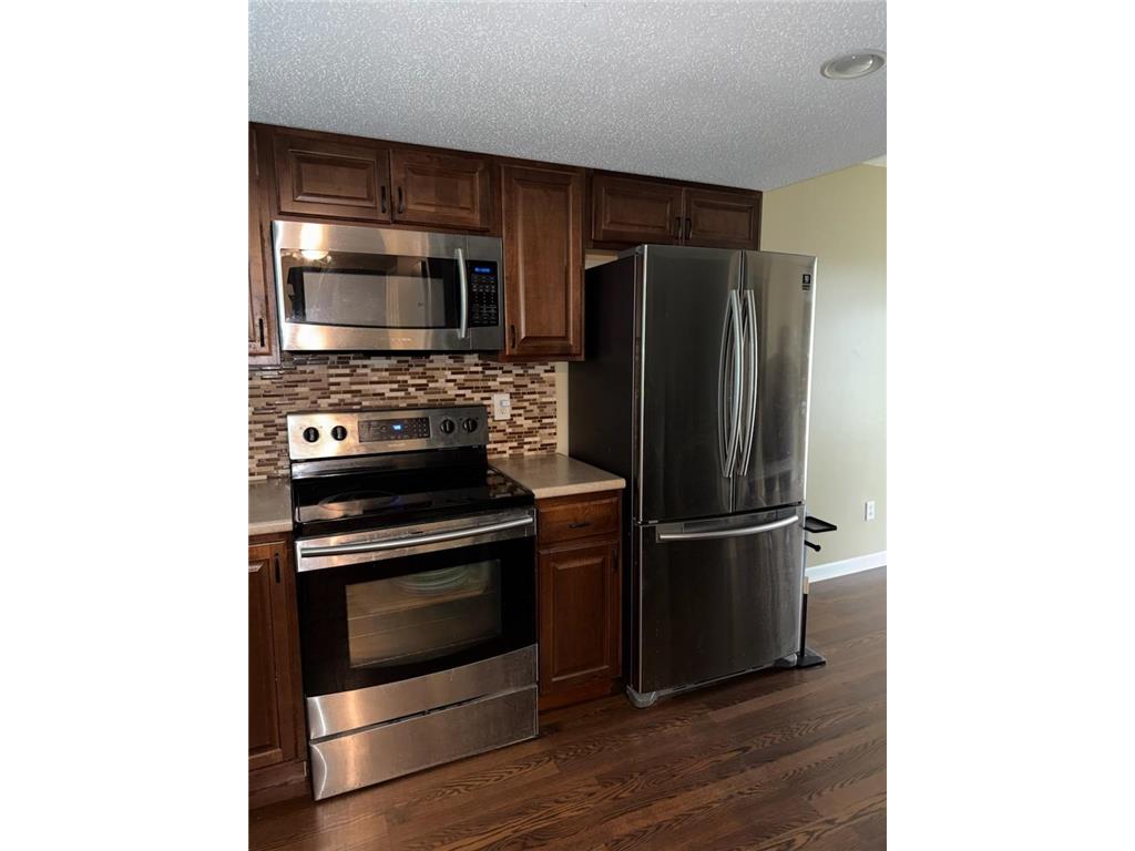 7831 89th Avenue N Brooklyn Park MN 55445 7083160 image1