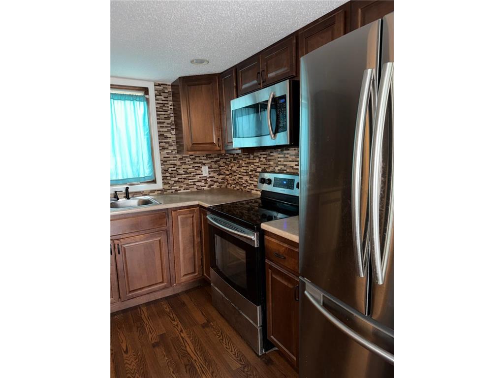 7831 89th Avenue N Brooklyn Park MN 55445 7083160 image2
