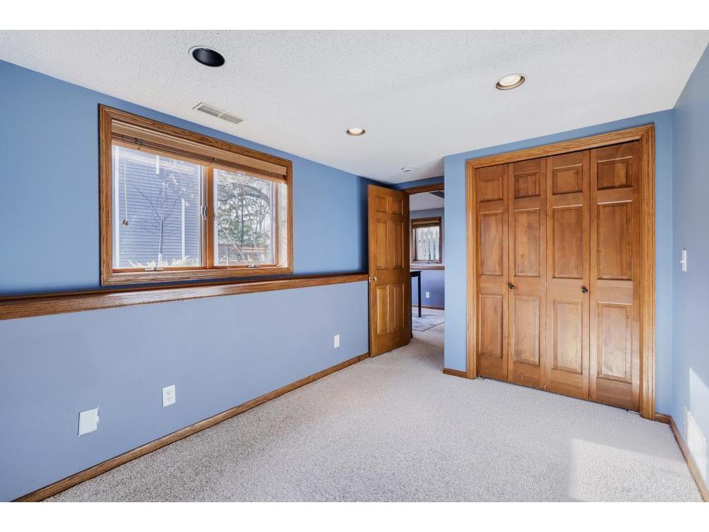7832 18th Street N Oakdale MN 55128 7043813 image26