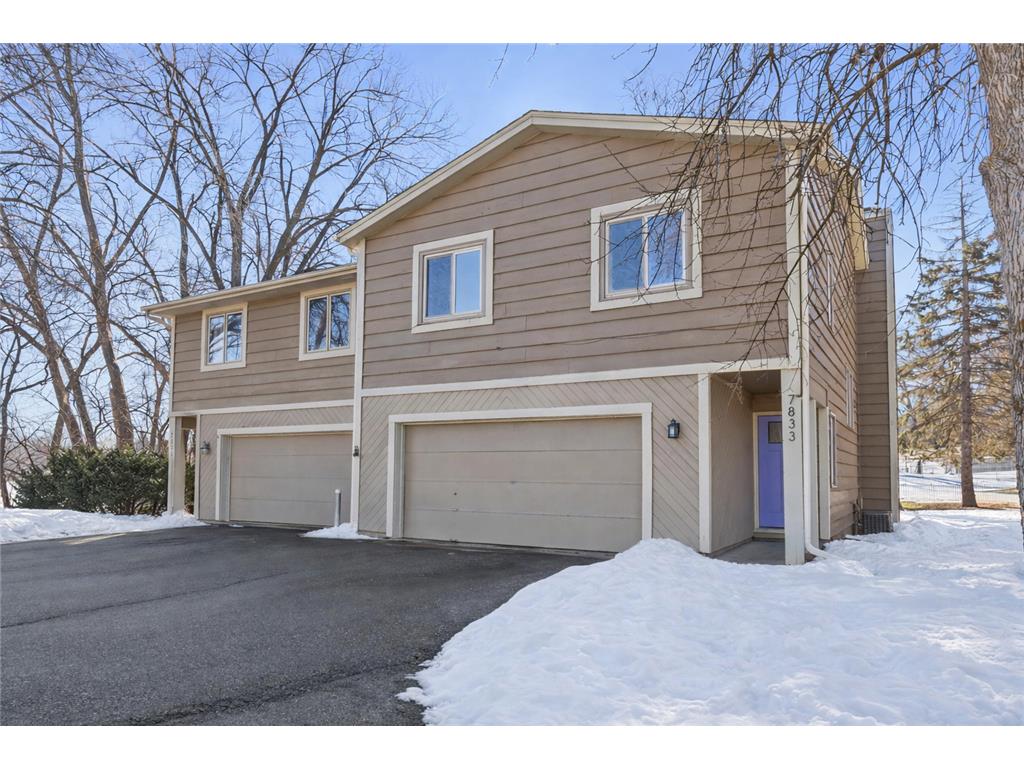 7833 23rd Avenue N Golden Valley MN 55427 7020296 image1