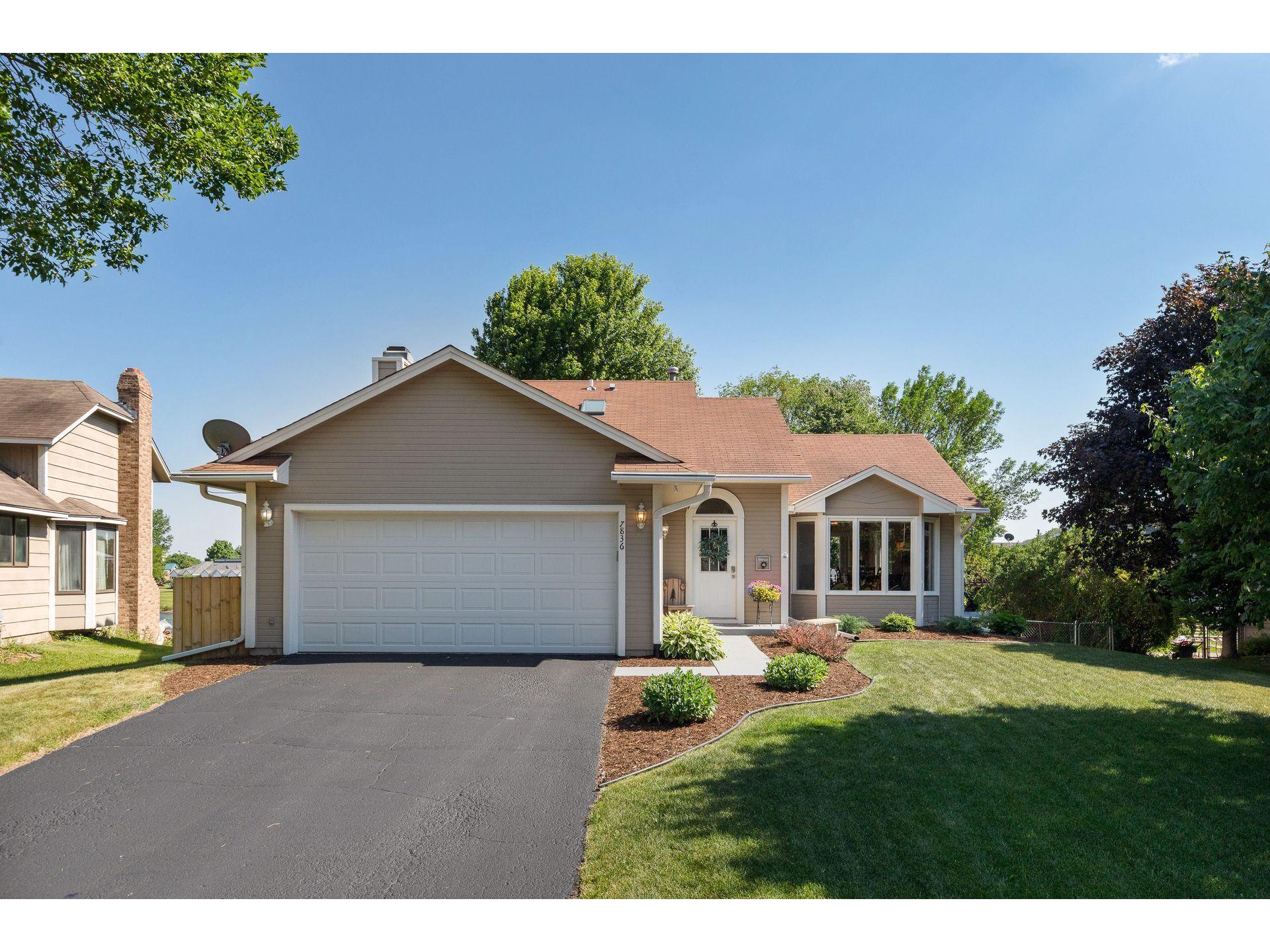 7836 Upper 145th Court W, Apple Valley, MN 55124 | MLS ...