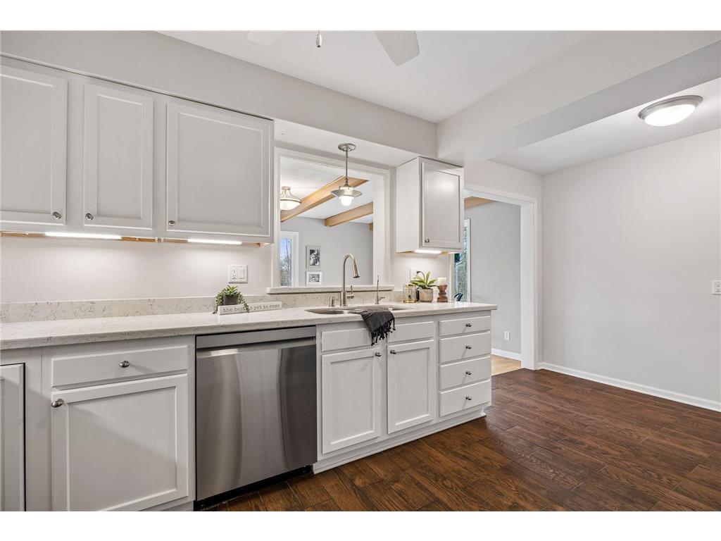 7837 Edgebrook Drive Saint Louis Park MN 55426 - Minnehaha Creek 7028006 image15