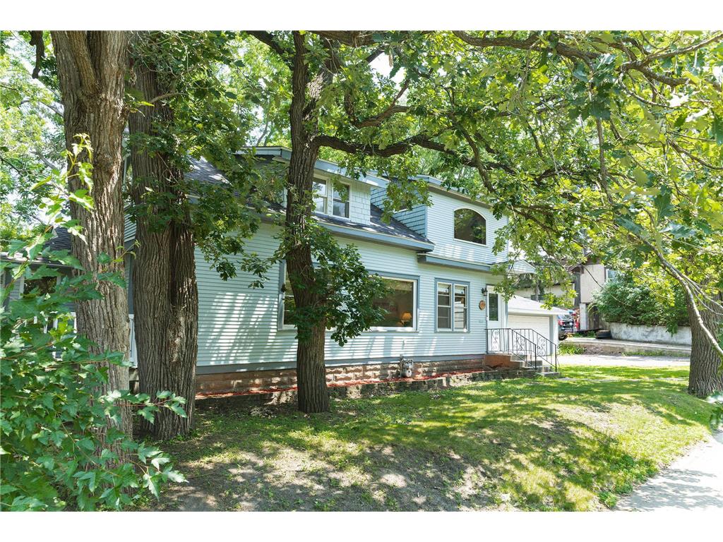 784 Fairview Avenue N Saint Paul MN 55104 6741489 image1