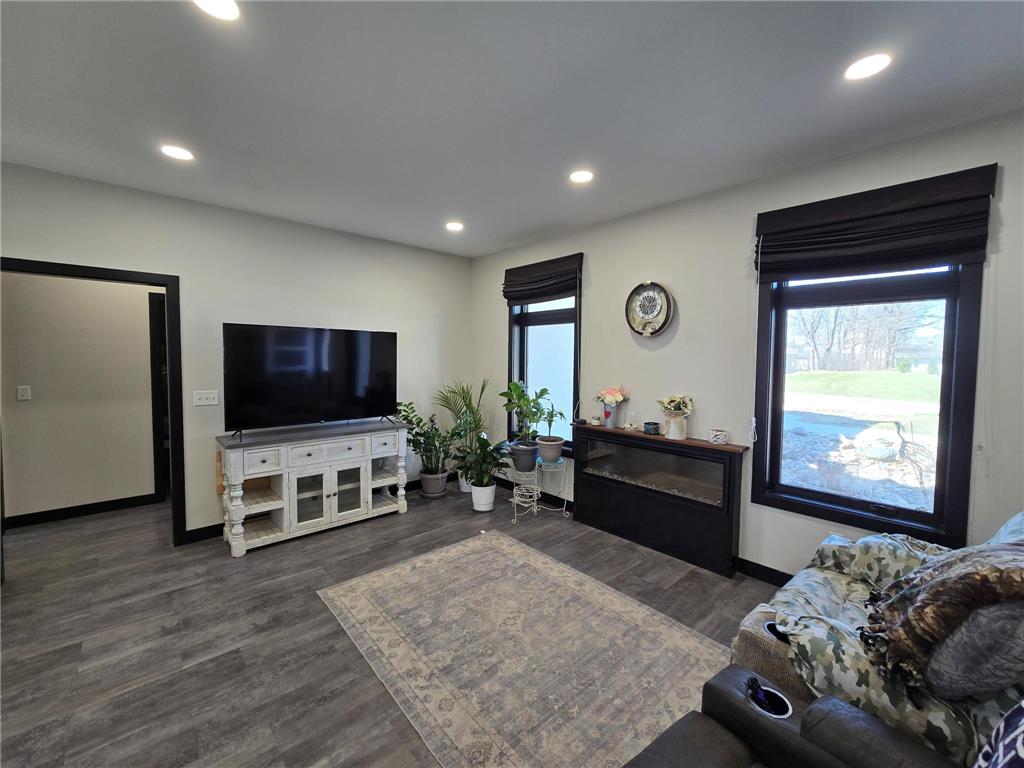 784 Lake Forest Circle Detroit Lakes MN 56501 7057272 image2