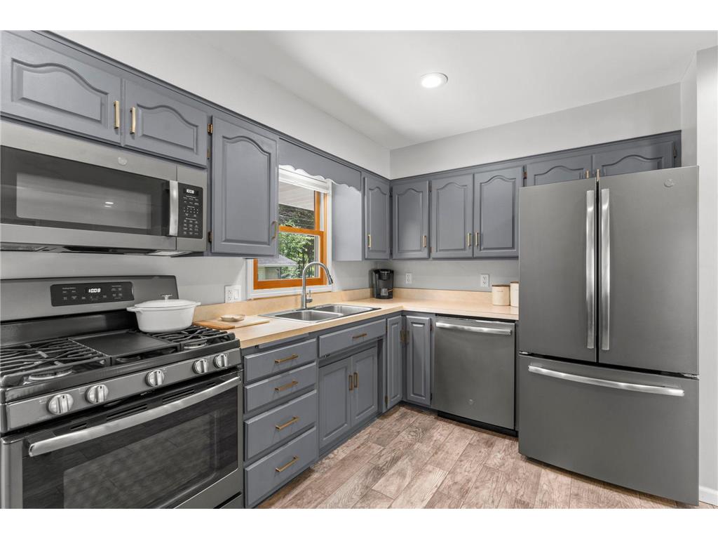 784 Mary Street N Maplewood MN 55119 7094301 image10