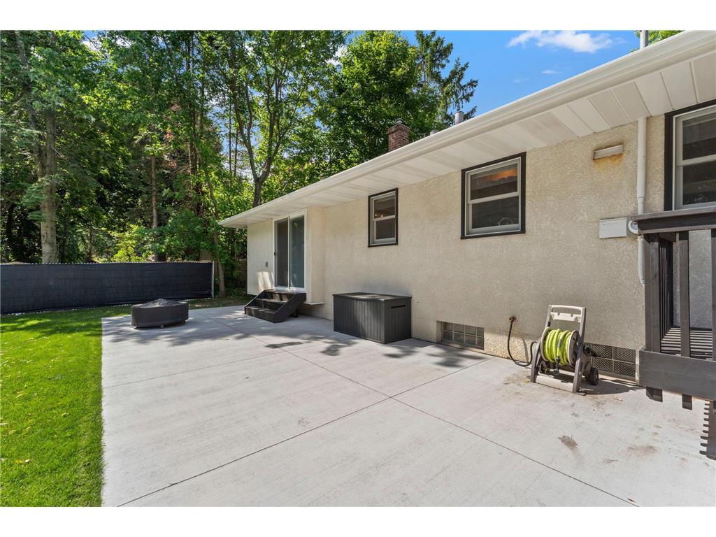 784 Mary Street N Maplewood MN 55119 7094301 image25