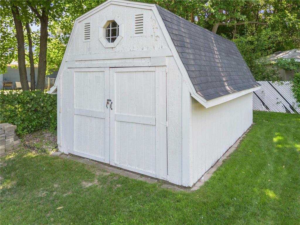 784 Mary Street N Maplewood MN 55119 7094301 image35