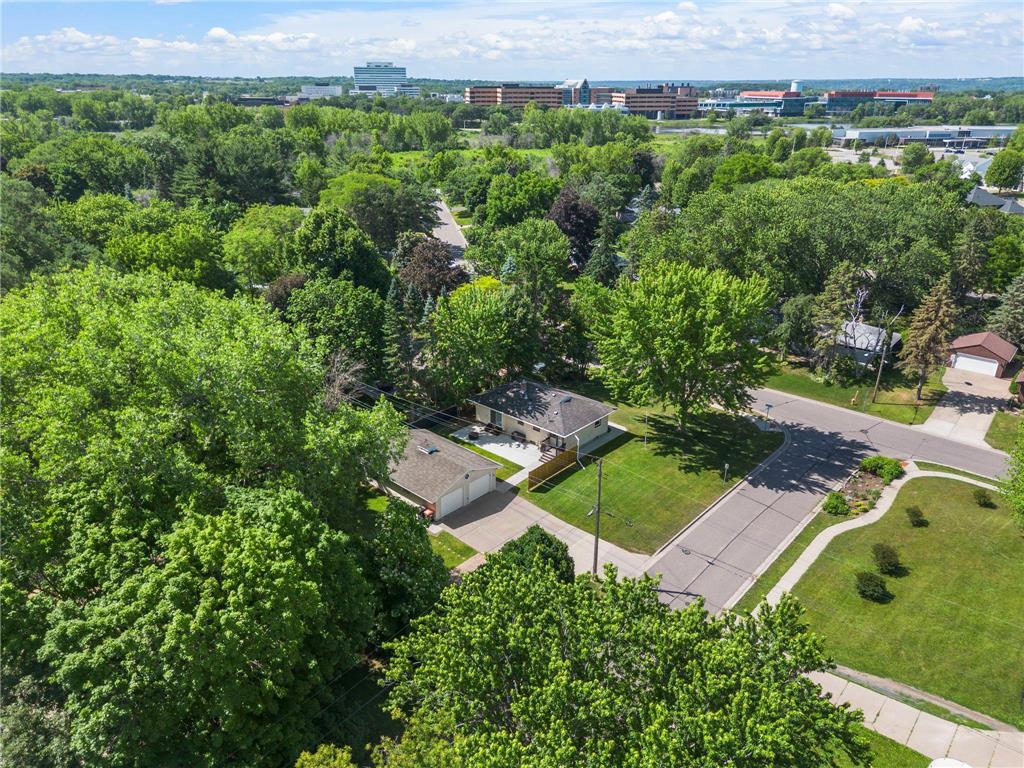 784 Mary Street N Maplewood MN 55119 7094301 image38