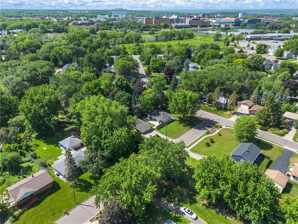 784 Mary Street N Maplewood MN 55119 7094301 image39