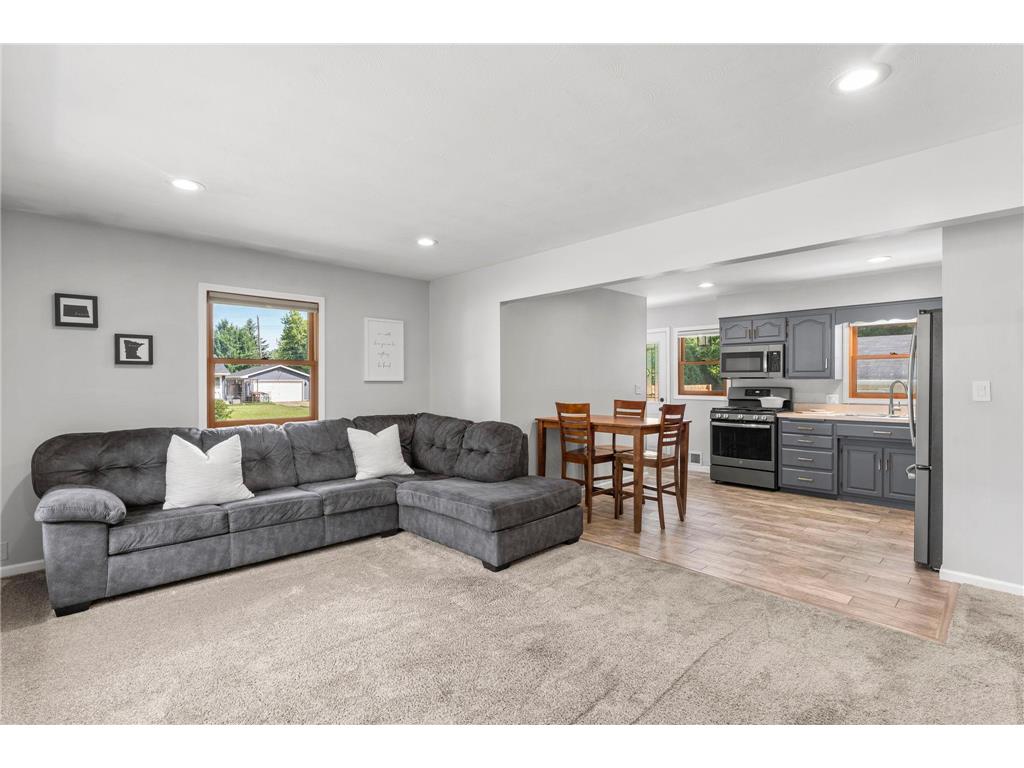 784 Mary Street N Maplewood MN 55119 7094301 image4