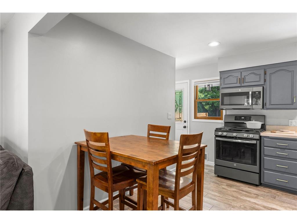 784 Mary Street N Maplewood MN 55119 7094301 image8