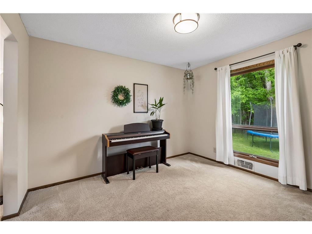 7840 W 100th Street Bloomington MN 55438 7088737 image11
