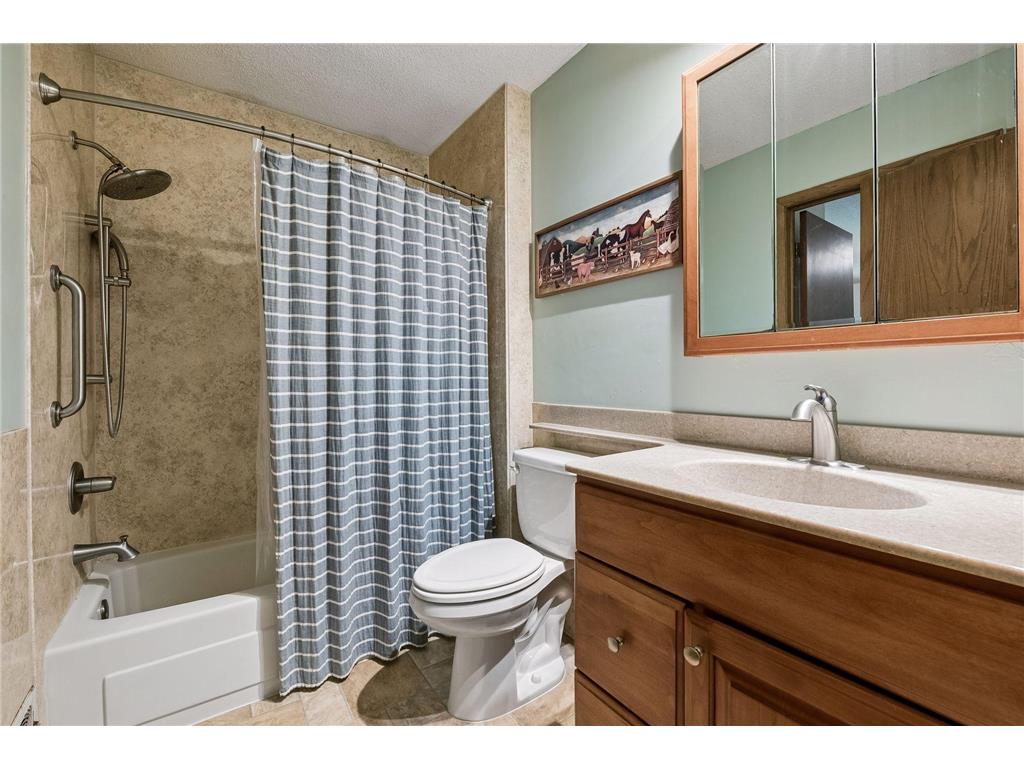 7840 W 100th Street Bloomington MN 55438 7088737 image34