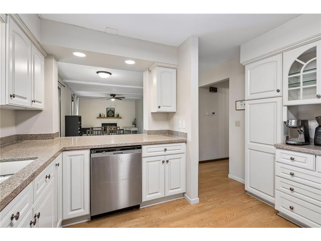 7840 W 100th Street Bloomington MN 55438 7106591 image7