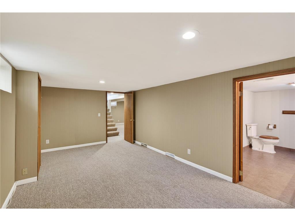 7846 Gresham Lane S Cottage Grove MN 55016 7086421 image24
