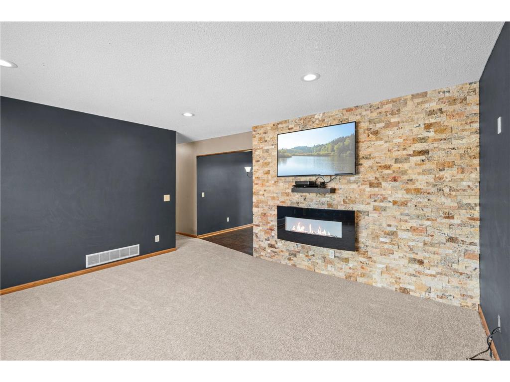7849 Monroe Street NE Spring Lake Park MN 55432 7115623 image12