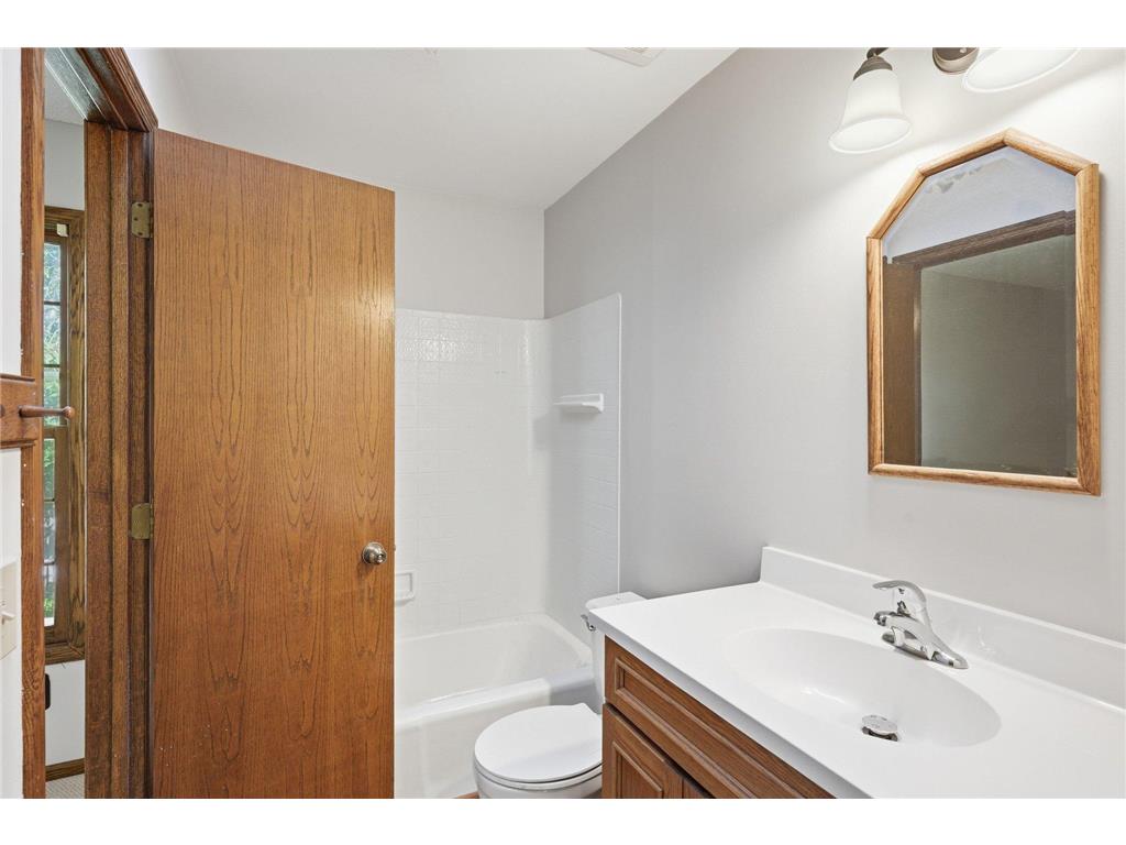 785 Santa Vera Drive Chanhassen MN 55317 7091213 image16