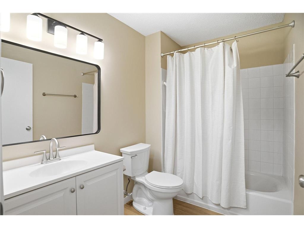 7855 Forest Boulevard #D Woodbury MN 55125 7051155 image30