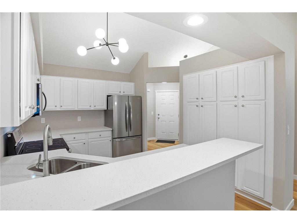 7855 Forest Boulevard #D Woodbury MN 55125 7051155 image9