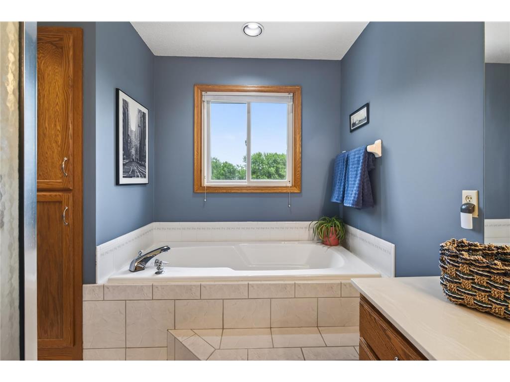 7855 Upper 26th Street N Oakdale MN 55128 7078689 image11