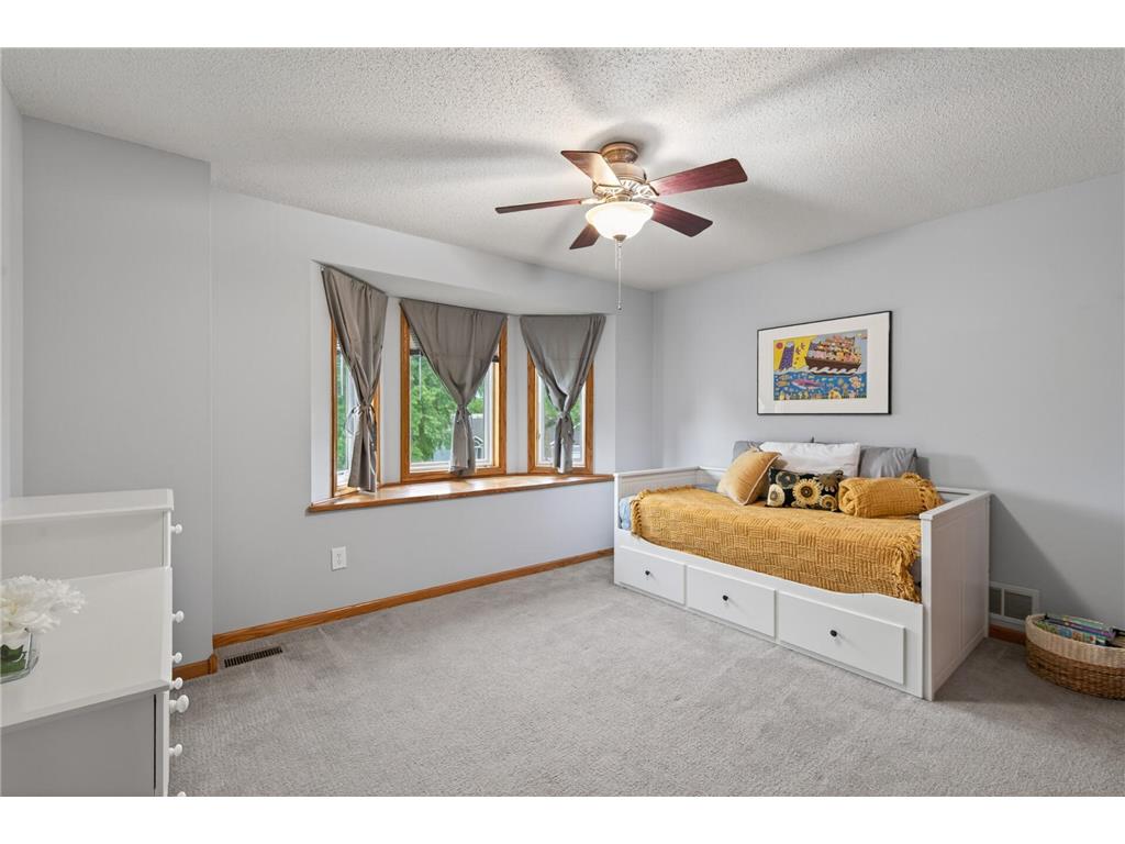 7855 Upper 26th Street N Oakdale MN 55128 7078689 image14
