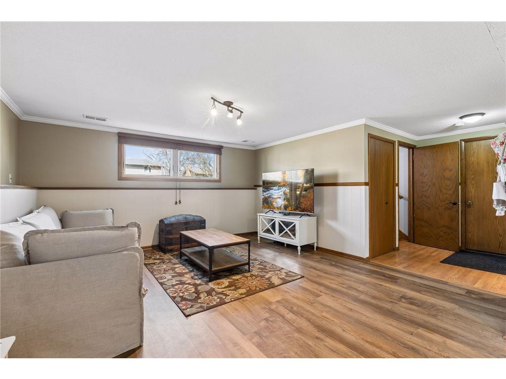 7859 48th Avenue N New Hope MN 55428 7040917 image28