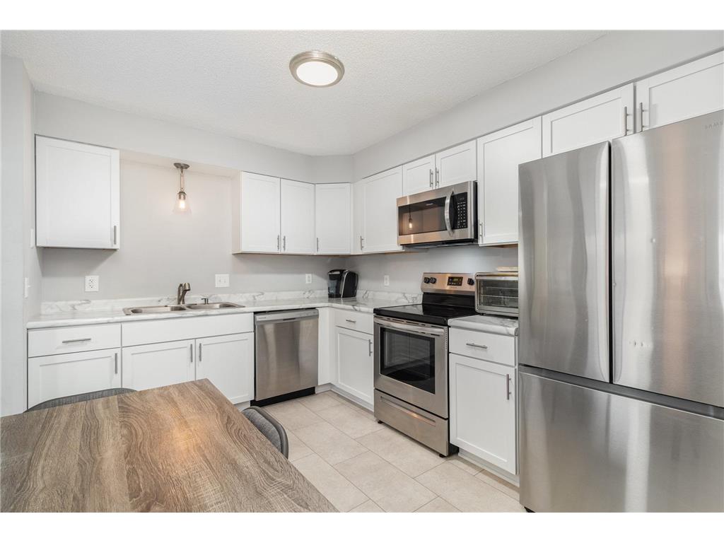 7859 85th Court N Brooklyn Park MN 55445 6823463 image10