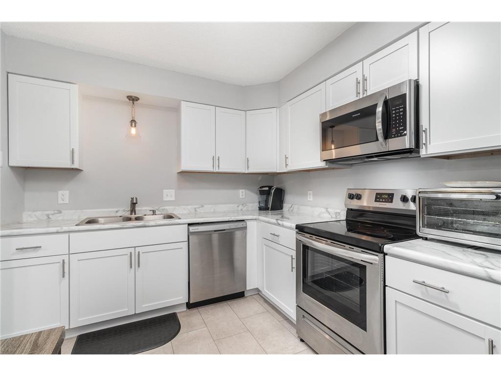 7859 85th Court N Brooklyn Park MN 55445 6823463 image12