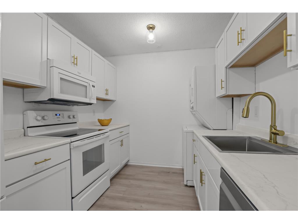 7859 Dunmore Road Woodbury MN 55125 7078320 image6