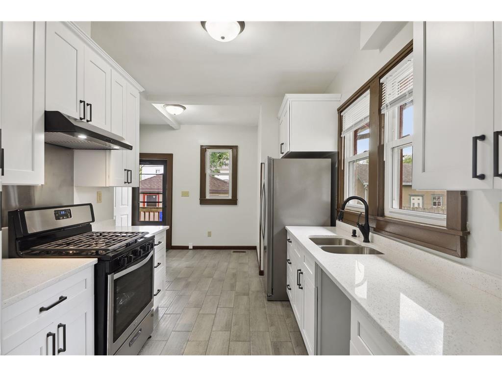 786 Geranium Avenue E, Saint Paul, MN 55106 MLS 6251761 Edina Realty