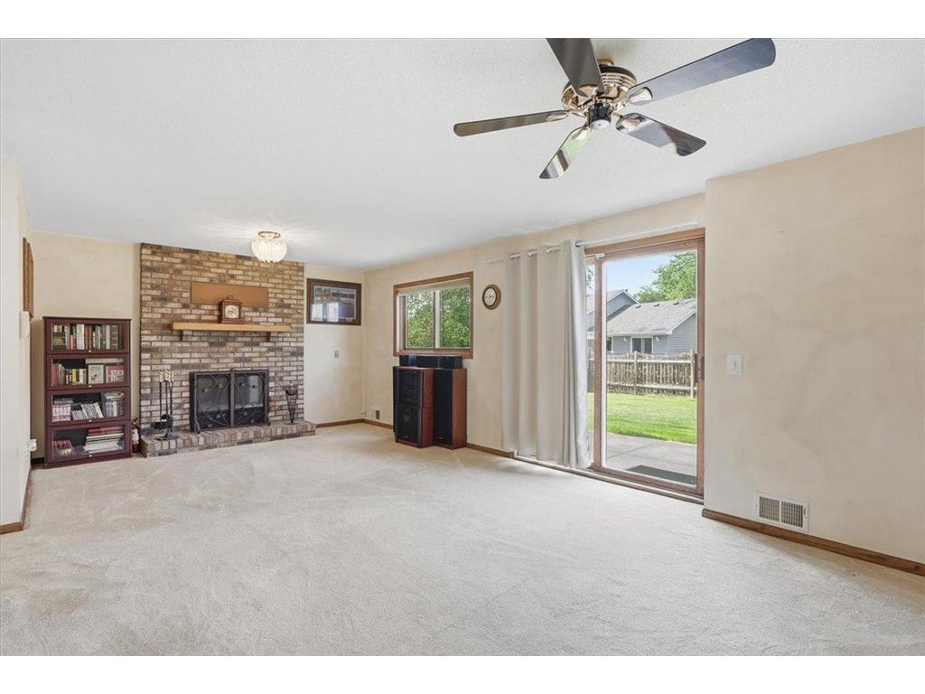 7860 Upper 17th Street N Oakdale MN 55128 7079284 image10