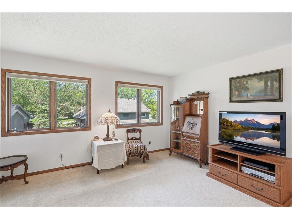 7860 Upper 17th Street N Oakdale MN 55128 7079284 image12