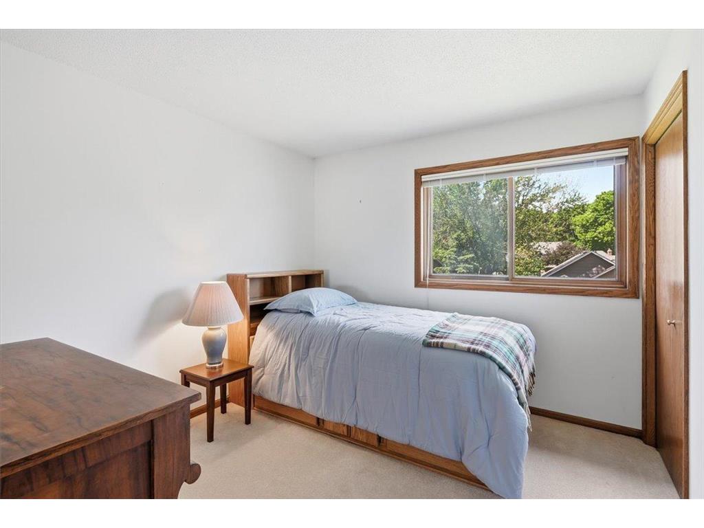 7860 Upper 17th Street N Oakdale MN 55128 7079284 image15