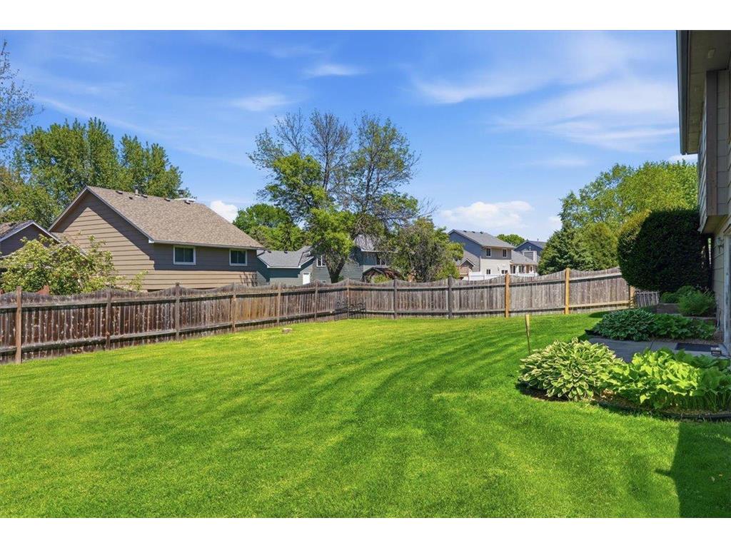7860 Upper 17th Street N Oakdale MN 55128 7079284 image2