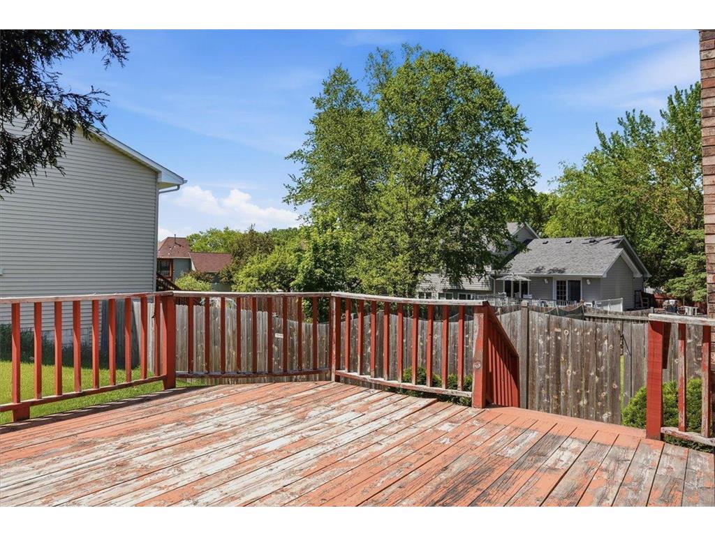 7860 Upper 17th Street N Oakdale MN 55128 7079284 image24