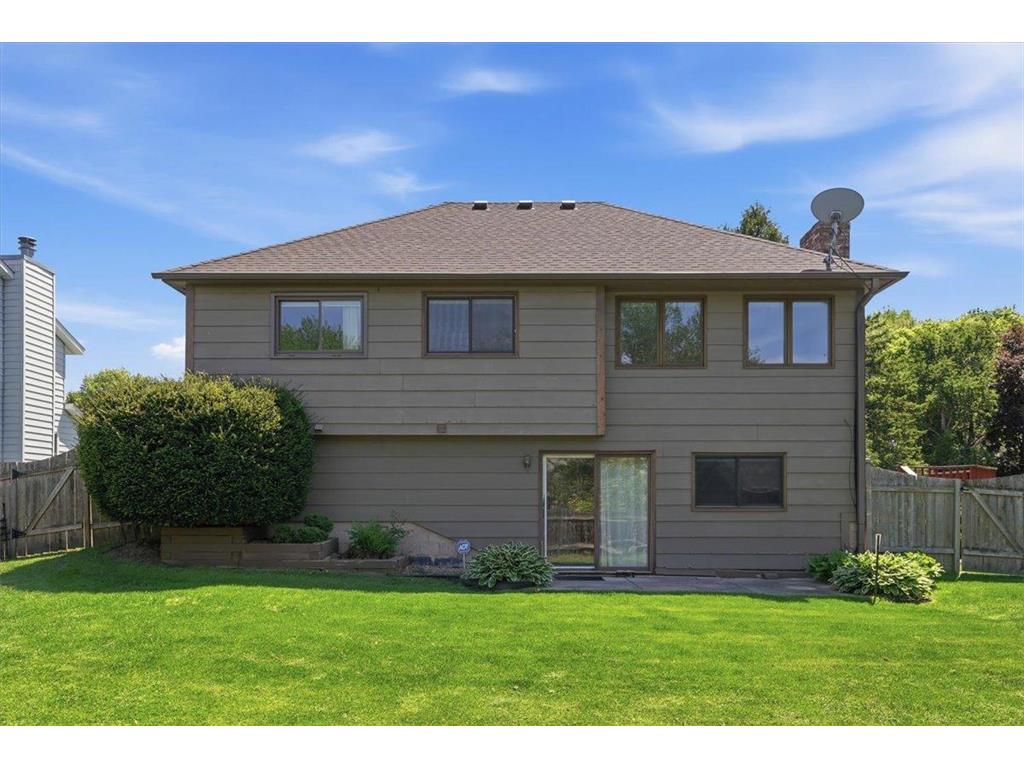 7860 Upper 17th Street N Oakdale MN 55128 7079284 image27