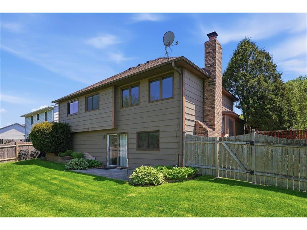 7860 Upper 17th Street N Oakdale MN 55128 7079284 image28